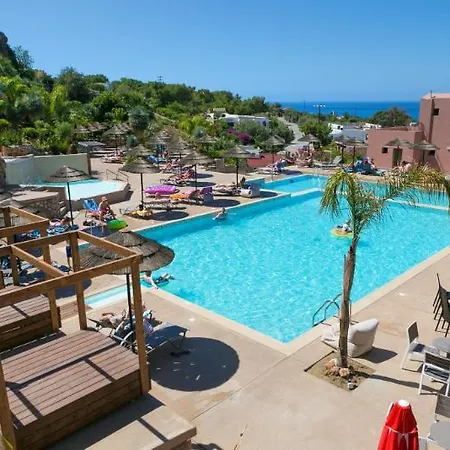 Finas Lägenhetshotell 3*