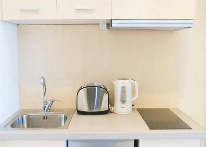 Finas شقة فندقية Pefki