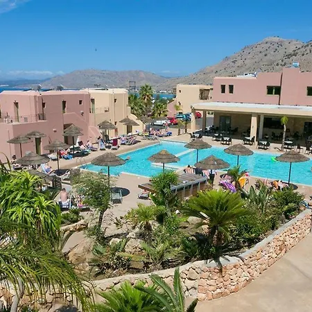 Hotel de apartamente Finas 3*