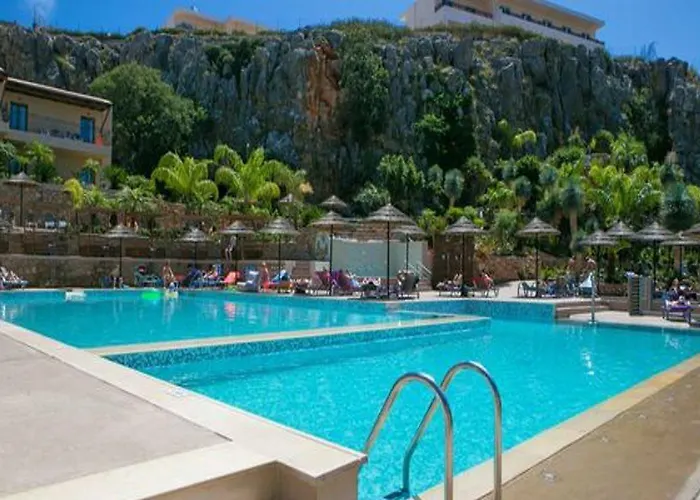 Finas Aparthotel