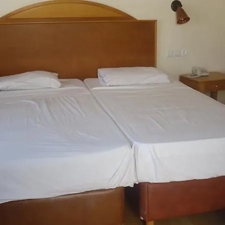 Finas Aparthotel